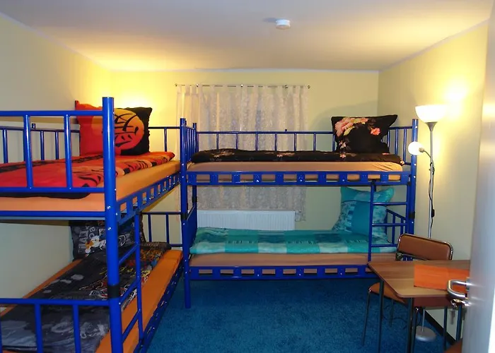 Hostel Pinneberg Hostel *